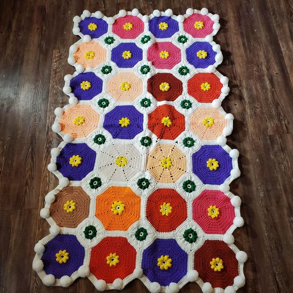 Vintage Other - Vitage floral granny square pom pom throw blanket